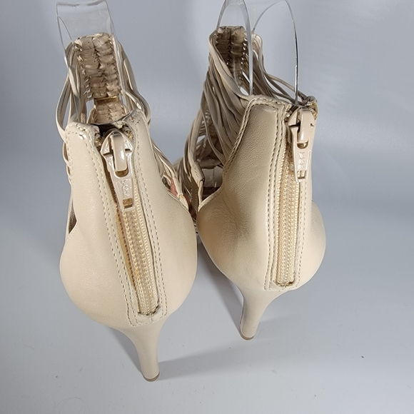 Vince Camuto Strappy Heels Cream/Ivory Color Strappy Heels Open Toe Leather 7.5 - Picture 6 of 16